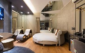 Khách Sạn Bonita THT