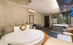 Khách Sạn Bonita THT